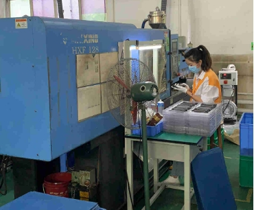 Nylon injection molding workshop